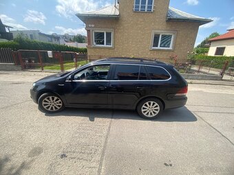 VW Golf 1,4 TSI kombi Rezervované - 2
