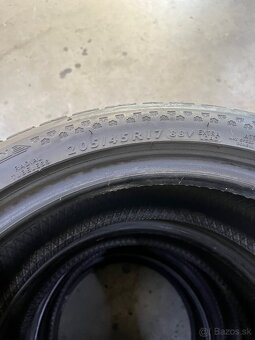 Dunlop 205/45R17 zimne - 2