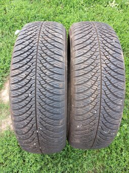Zimne pneumatiky 215/65R17 - 2
