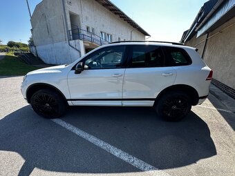 Volkswagen Touareg II 3.0 V6 TDI R-Line - 2