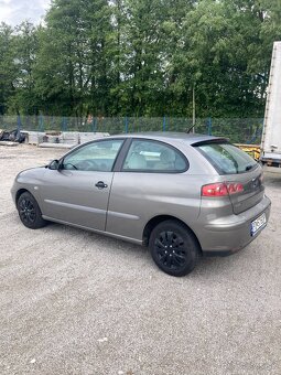Seat Ibiza - 2