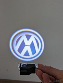 senzor naklonu a led projektory na dvere - 2