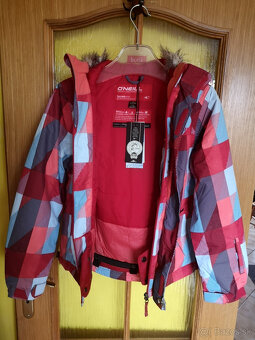 O'NEILL dievčenská zimná bunda veľkosť 12 rokov - 2