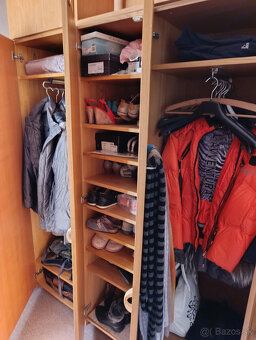 skrine do predsenie s vesiakom a zrkadlom - 2