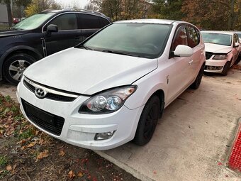 Rozpredám na diely Hyundai i30 I HB 1.4 G4FA - 2
