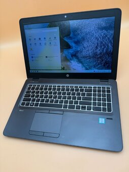 Notebook HP ZBook i5-6200U / 8GB RAM / SSD + HDD - 2