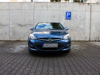 Opel Astra Hatchback 1.4 benzín 74 kW - 2