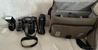 2 fotoaparáty a objektívy zn. NIKON - 2