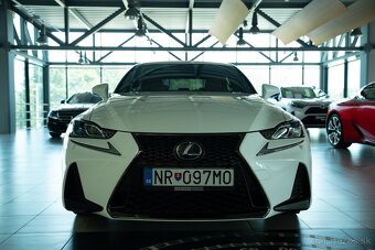 Lexus IS F-Sport Top / audio Mark Levinson - 2