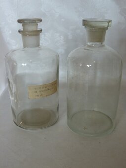 chemické laboratorne sklo - 2
