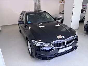 BMW Rad 3 Touring 318d Advantage A/T - 2