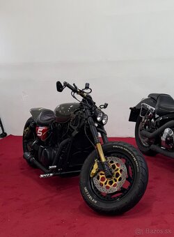 Kawasaki VN 1500 CUSTOM - 2