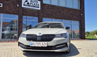 Škoda Superb Combi 2.0 TDI DSG Sportline - 2