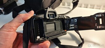 Konica Minolta Dynax 303si - 2