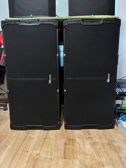 Komplet aparatúry systém  2x 2000W 4 ohm 2x 1400W 8ohm - 2