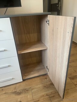 Komoda so skrinkou - 2