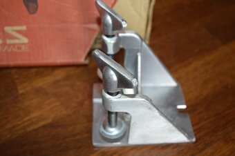 predam unikatny celohlinikovy prenosny zverak ZYLISS - 2