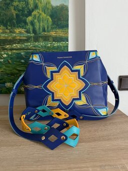 Sara Iris kožená vyšivaná kabelka Dajana Rodriguez - 2