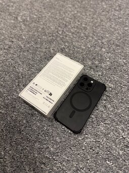 iPhone 15 Pro 128GB - 2