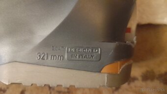 Lyžiarky+taška 60eur/sú ako nové - 2