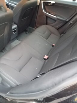 Volvo v60 - 2