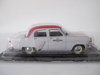 Gaz - 21 T Volga 1:43 - 2