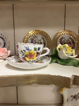 Porcelánová šaločka - 2