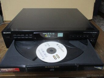 SONY CDP-CE335 - 2