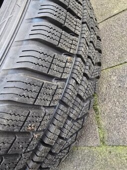215/65 r17 zimná hankook evo2 - 2