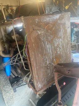 Malo traktor 1.9 sdi 50 kw - 2