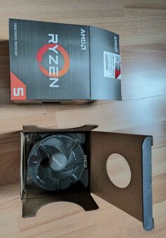 Chladič AMD Wraith Prism AM4 - 2