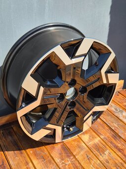 Predám 1x originál disk DACIA typ TAMIA 403005192R - 2