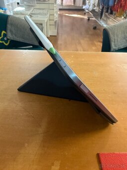 Predám tablet iPAD Air 11 M2 128GB WIFI + dotykové pero - 2