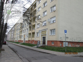 Predám 2i byt - centrum Zvolen - 2