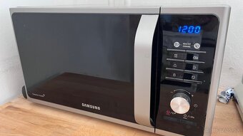 Miktovlnka Samsung - 2