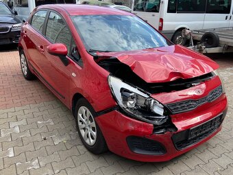 KIA RIO - 2