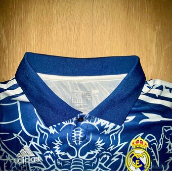 Real Madrid dres - 2