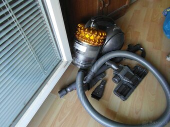 DYSON DC52 ALLERGY - 2