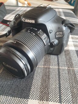 Canon EOS 600D - 2