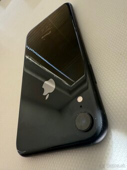 iPhone XR 128GB, Black - 2
