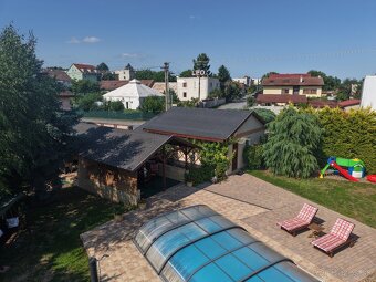 Rodinný dom s bazénom a dvojgarážou v kúpeľnom meste Dudince - 2