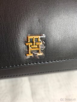 Čierna kabelka zn. Tommy Hilfiger - 2