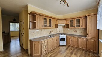 SLNEČNÝ 3 IZBOVÝ BYT S VEĽKOU LOGGIOU, 8. MÁJA, SVIDNÍK - 2