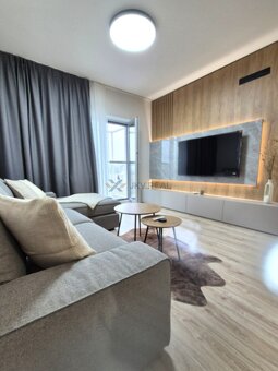 Na prenájom 2 izbový byt v Petržalke na Labutej Ulici - 2