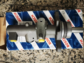 hlavny brzdovy valec BOSCH F026003715 - 2