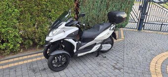 Quadro 350 cm3 L5e Mp3 - 2