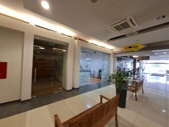 Obchodný priestor v OC IDEA, prízemie – 20 m2, Nad jazerom - 2