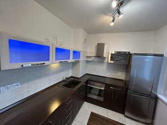 Ponúkam na prenájom 1 izbu pre 1 osobu - 2