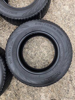 Nokian WR Suv 3 215/70R16 100h 10mm - 2
