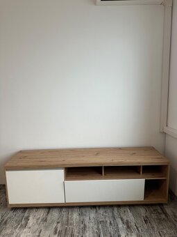 Predam obyvaciu stenu - 2